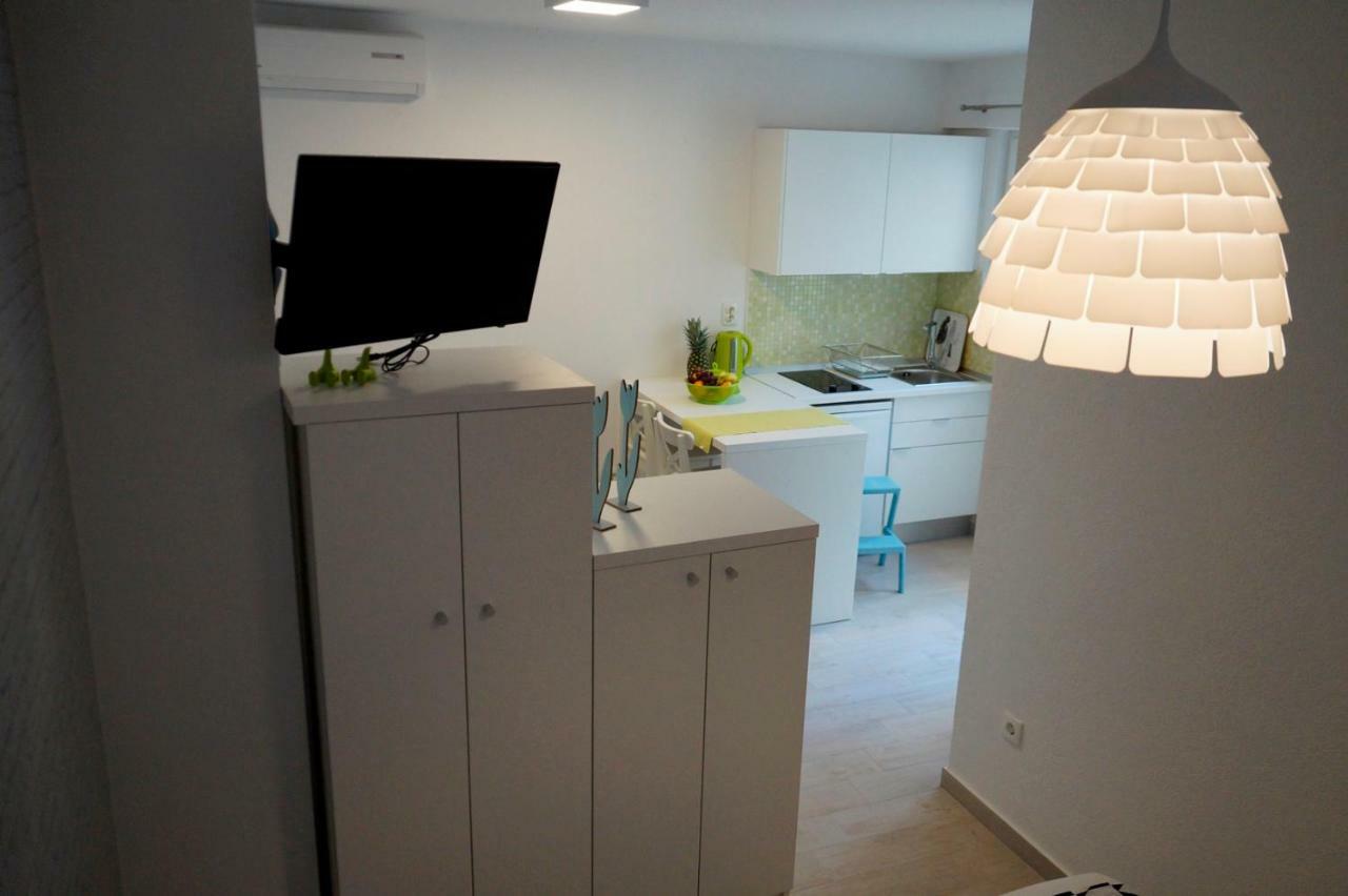 Ferienwohnung Frapedo Sport Makarska Exterior foto
