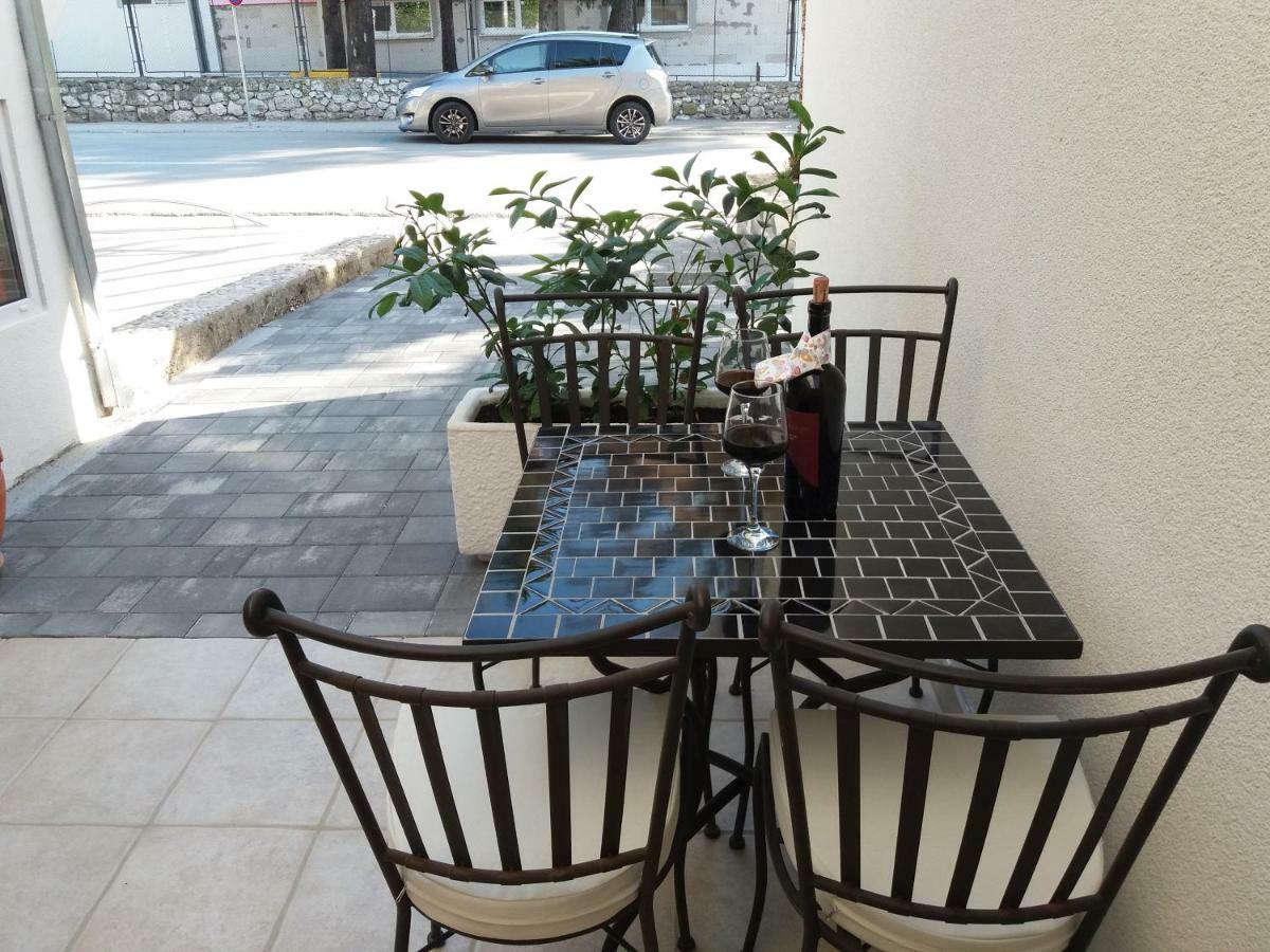 Ferienwohnung Frapedo Sport Makarska Exterior foto