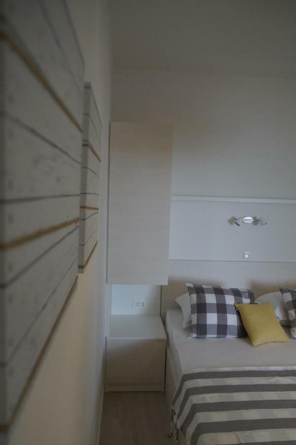 Ferienwohnung Frapedo Sport Makarska Exterior foto